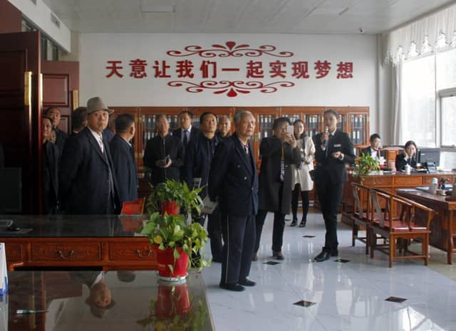 兗州區(qū)人大、政協(xié)領(lǐng)導(dǎo)蒞臨天意機(jī)械參觀考察